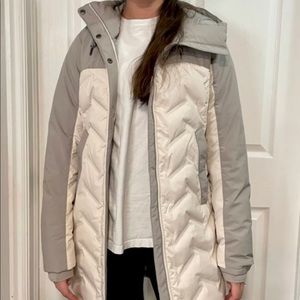 Brand new Columbia Women’s Mountain Croo™ Long Down Jacket (size Small)